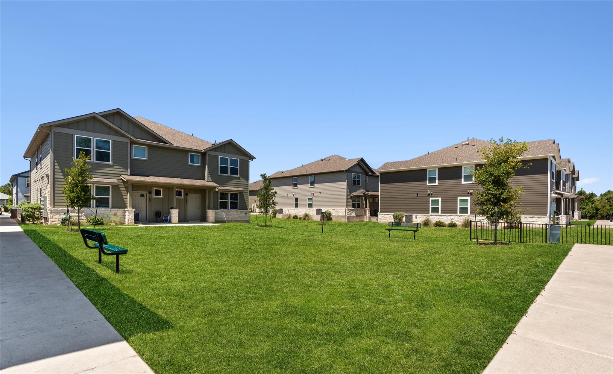705 Horseshoe Dr #1702 Property Photo 1