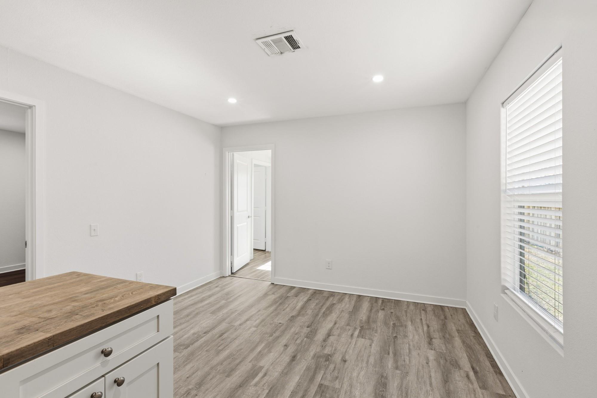 108 Irene St Property Photo 12