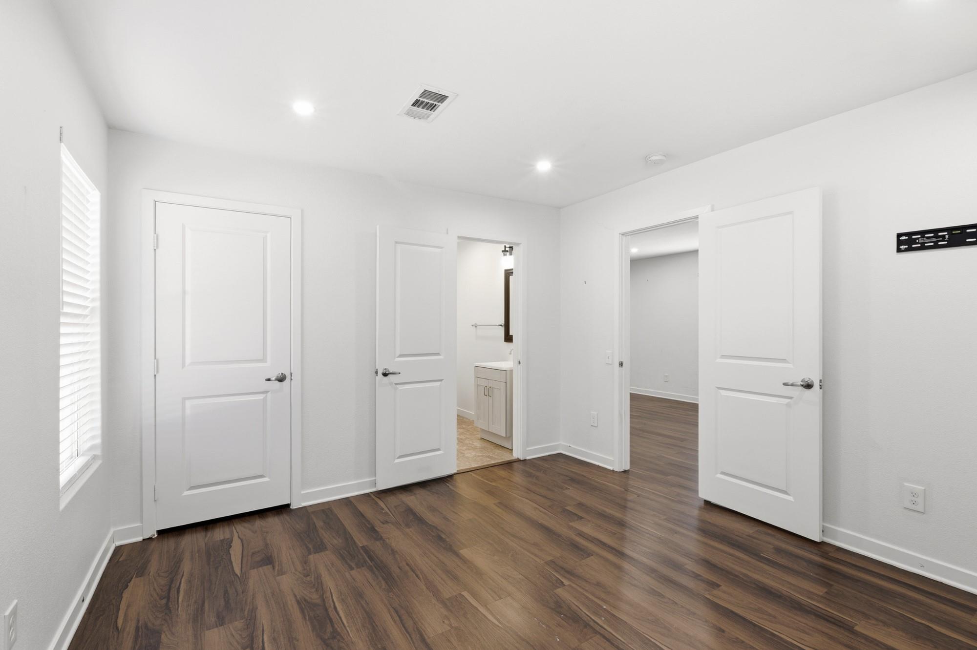 108 Irene St Property Photo 15