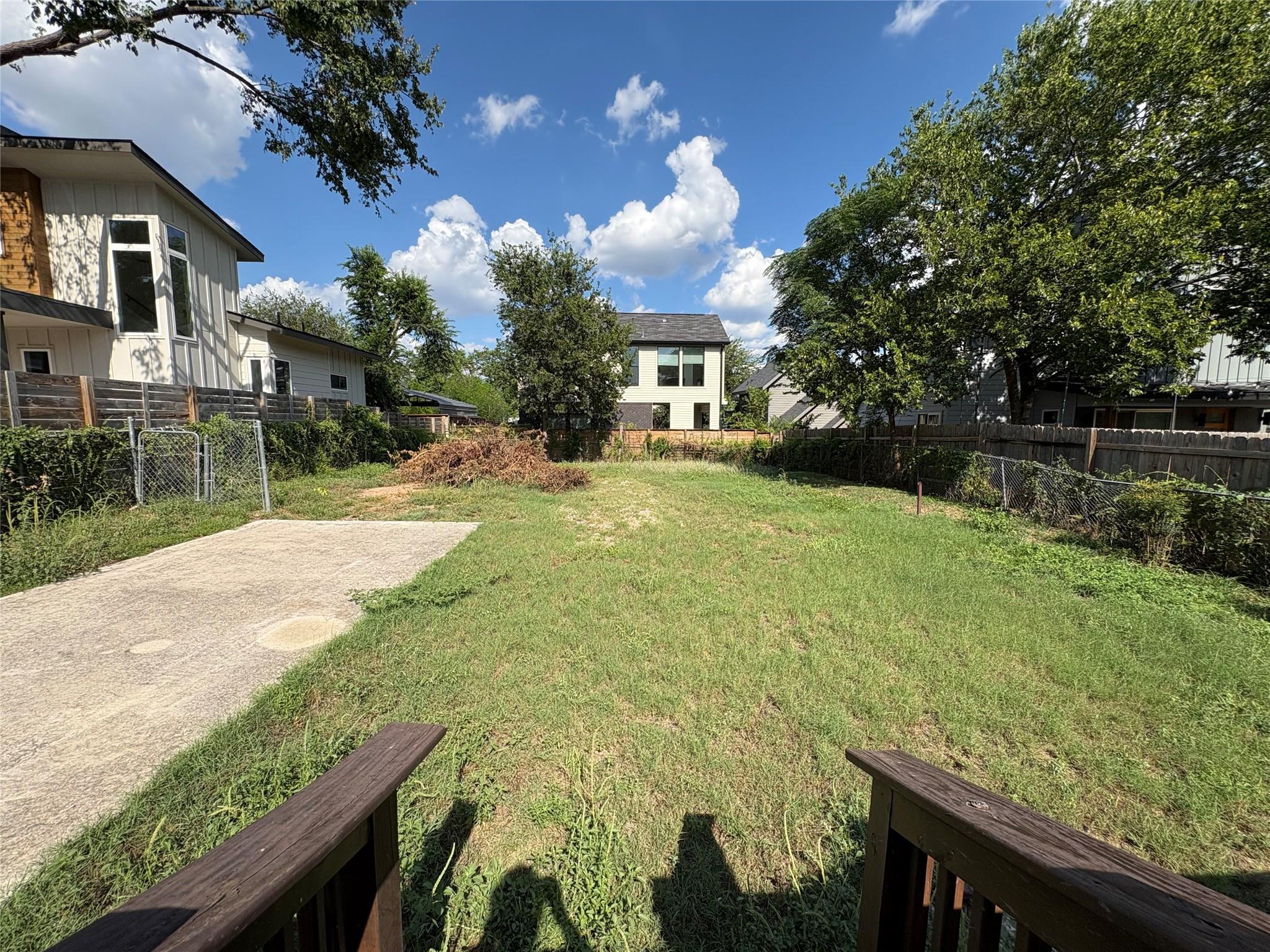 1709 Deloney St Property Photo 15
