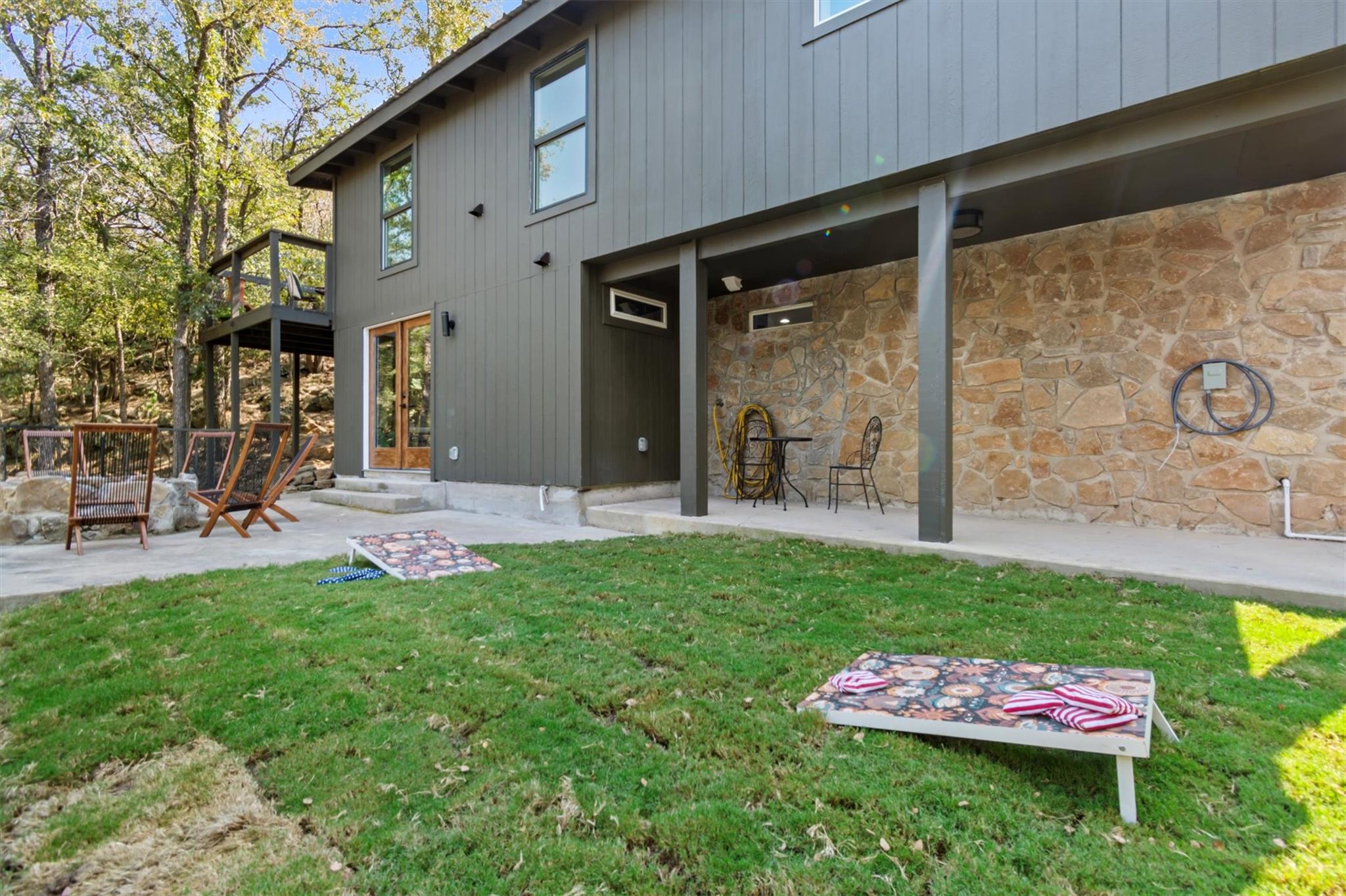 103 Breezeway Dr Property Photo 16