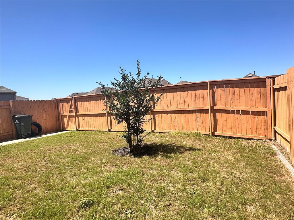 137 Rustic Glen Dr Property Photo 20