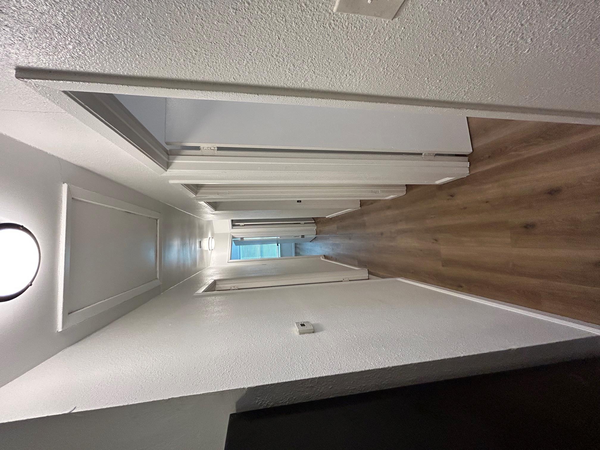 1118 Brookswood Ave None E #b Property Photo 3