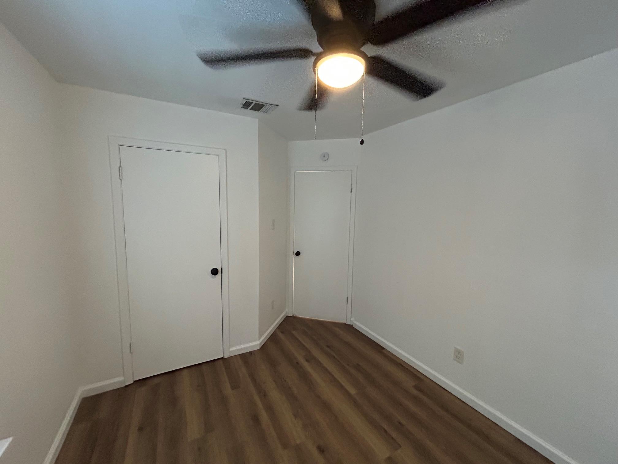 1118 Brookswood Ave None E #b Property Photo 9