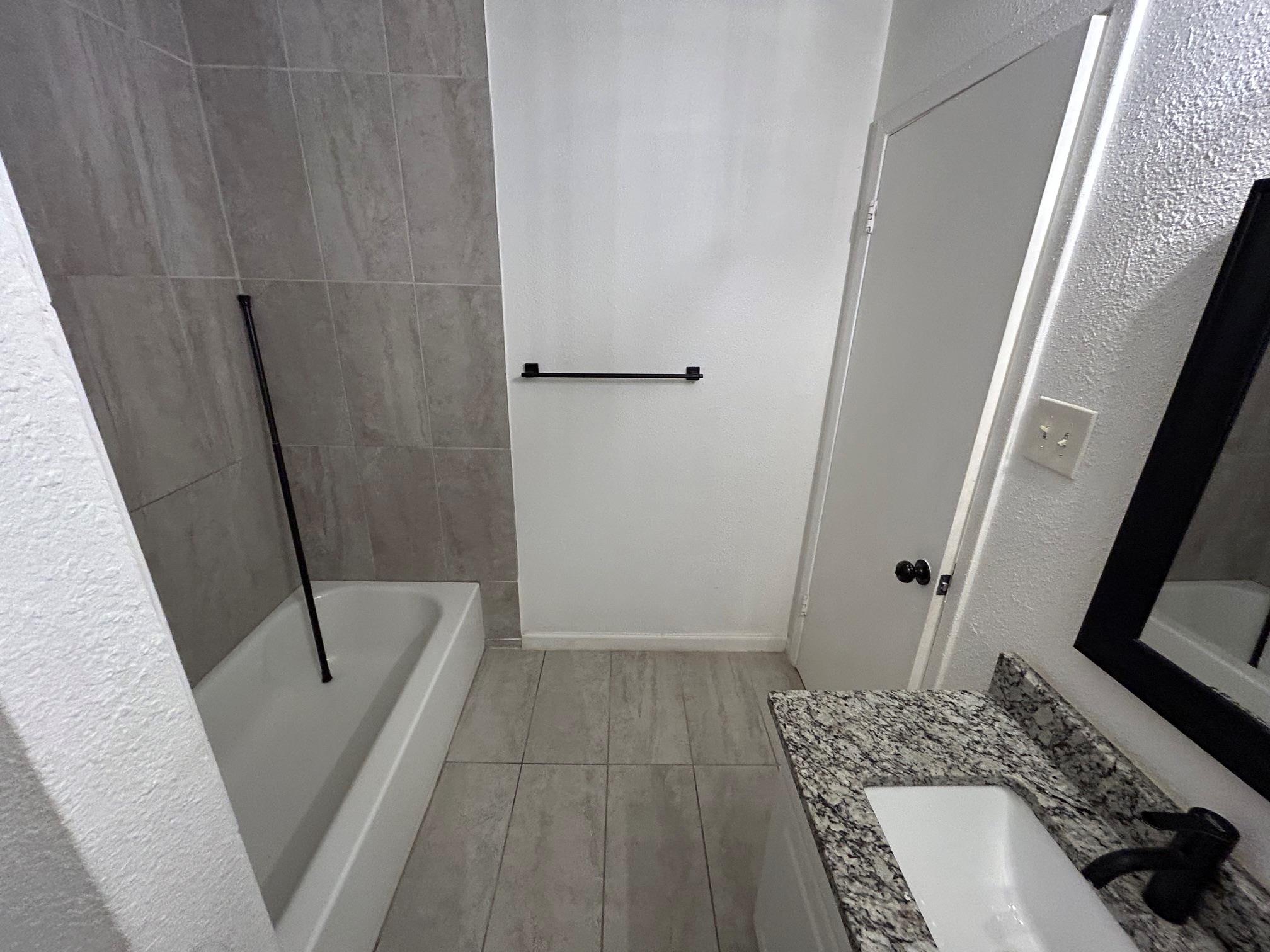 1118 Brookswood Ave None E #b Property Photo 16
