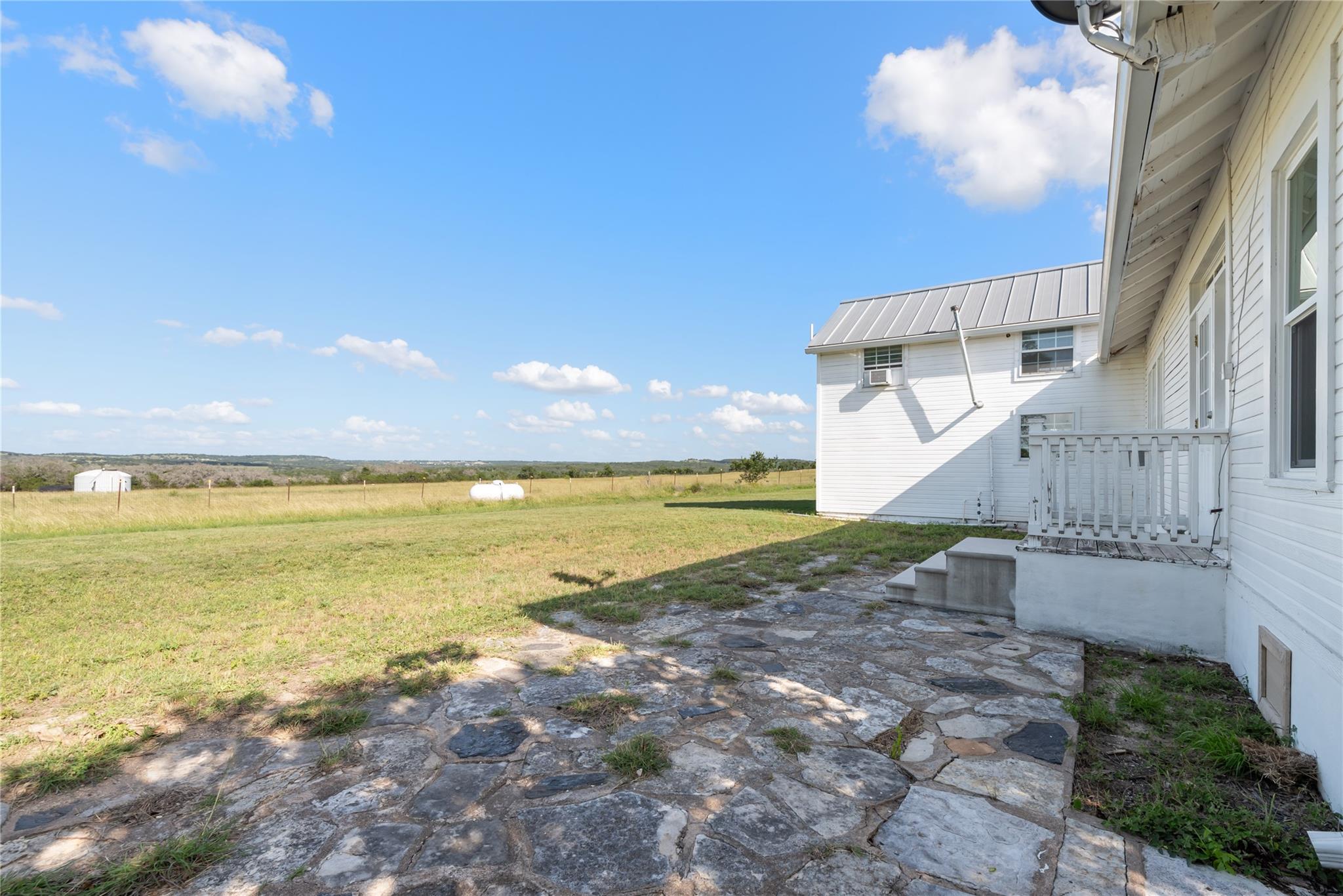 1649 Schumann Rd Property Photo 16