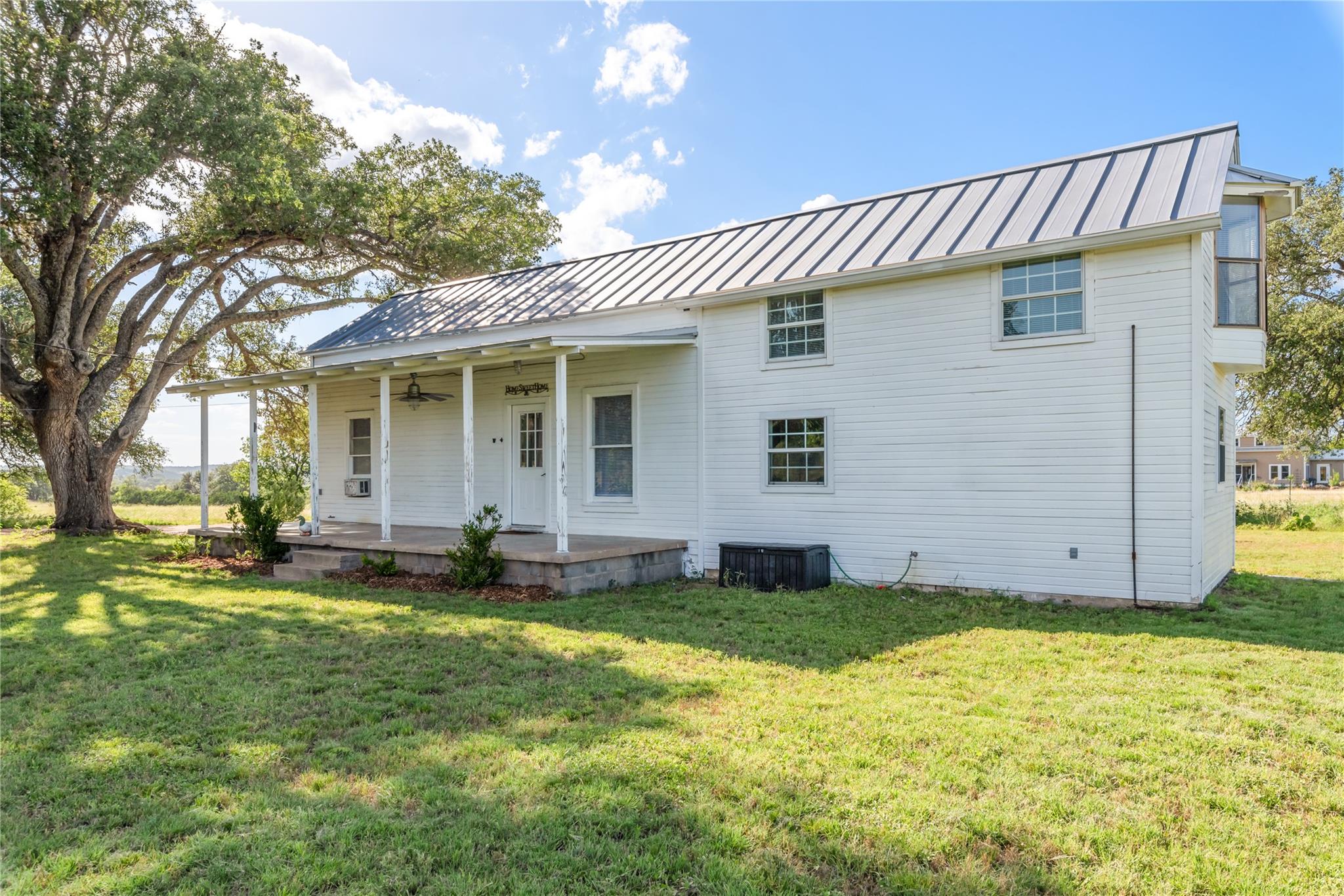 1649 Schumann Rd Property Photo 17