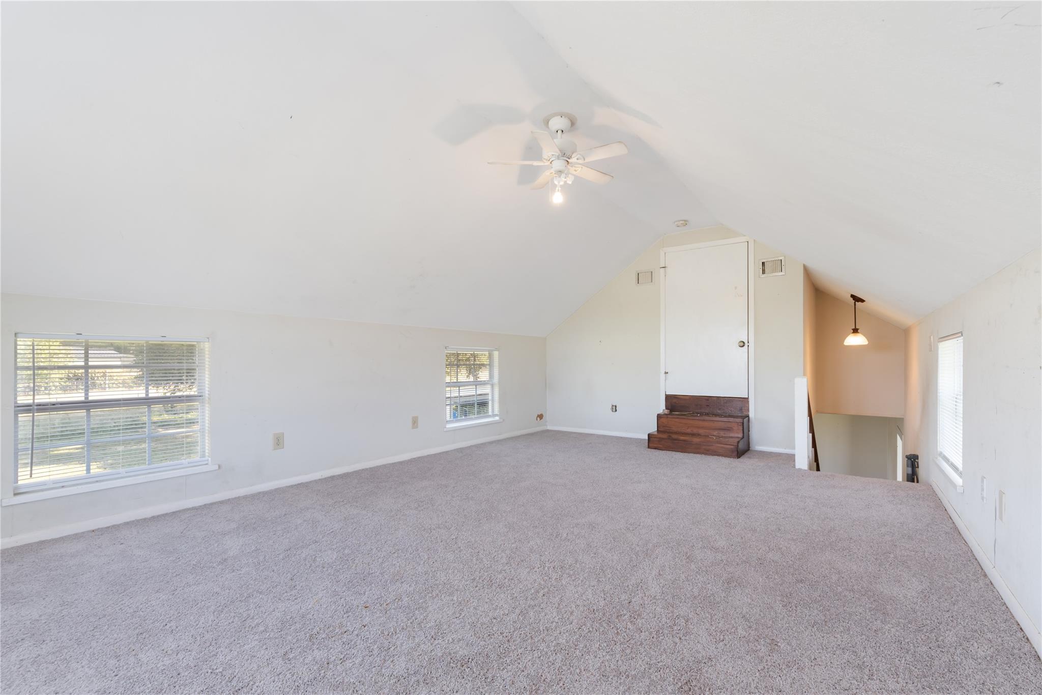 1649 Schumann Rd Property Photo 29