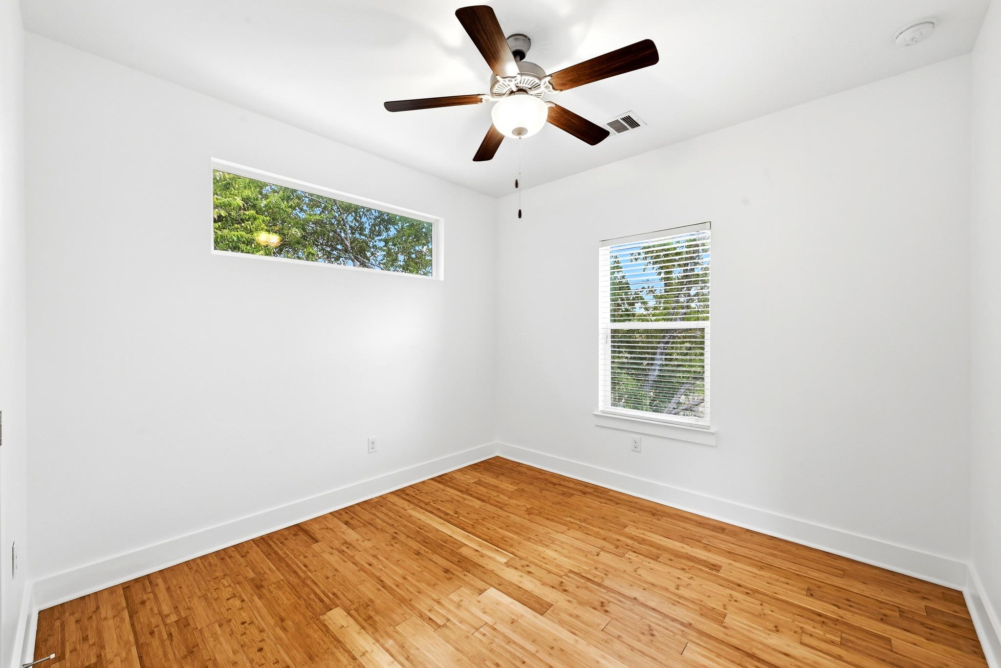 6213 Felix Ave #a Property Photo 14