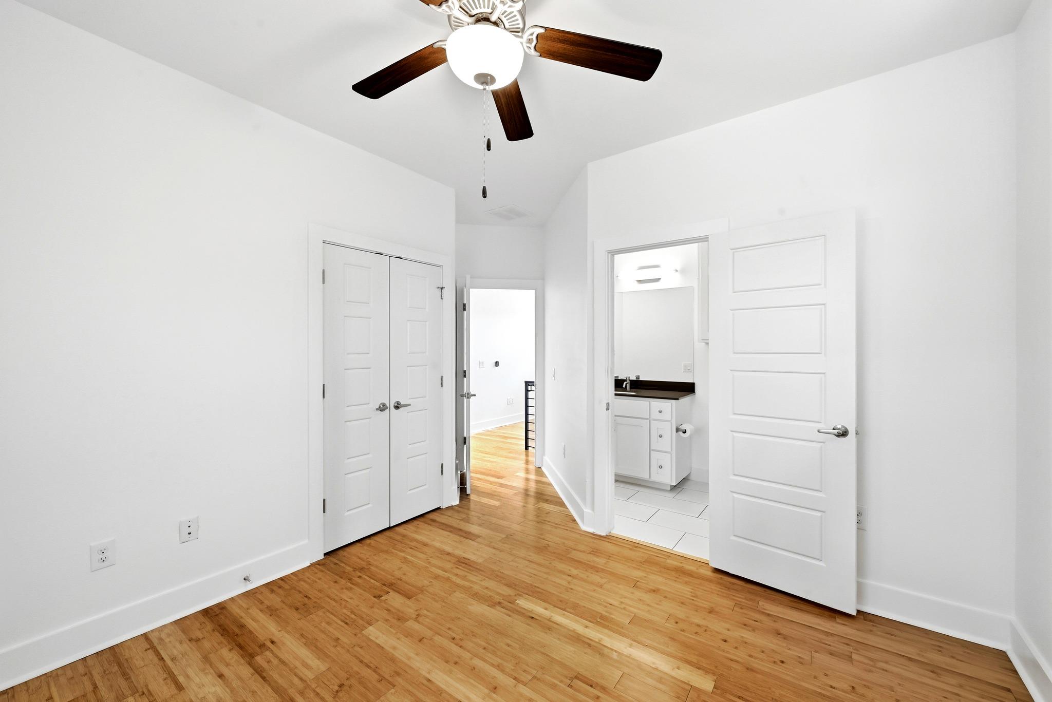 6213 Felix Ave #a Property Photo 16