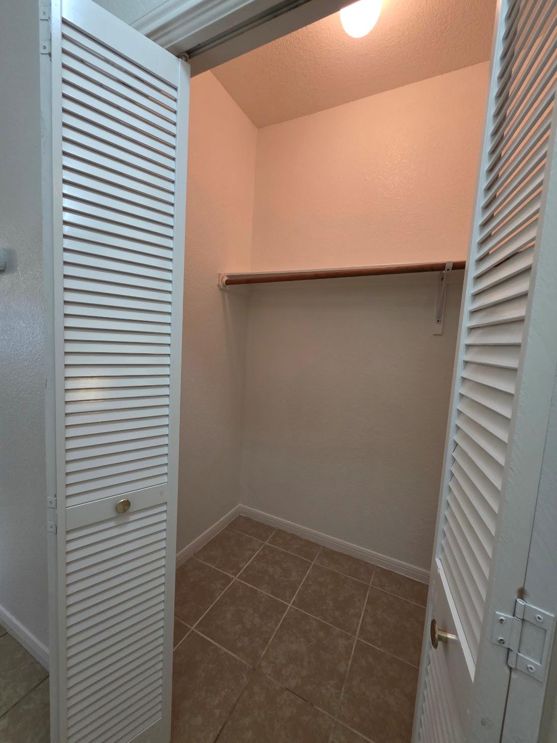 8617 Talyne Chaise Cir #b Property Photo 9