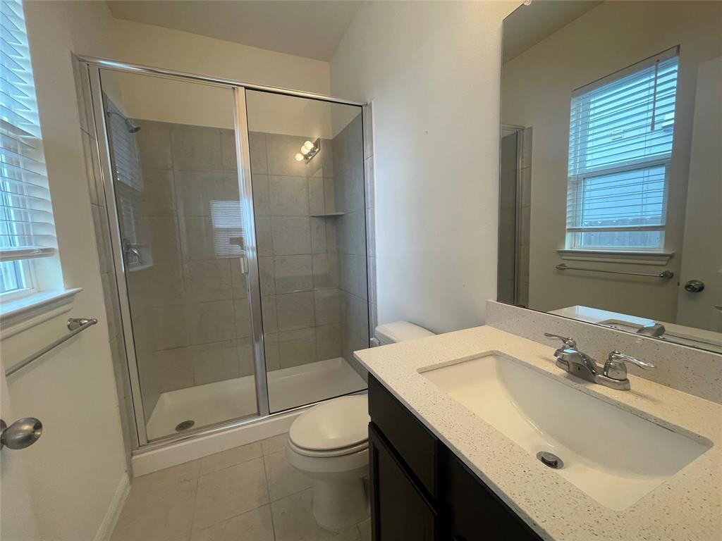 1166 Esplanade Pkwy Property Photo 5
