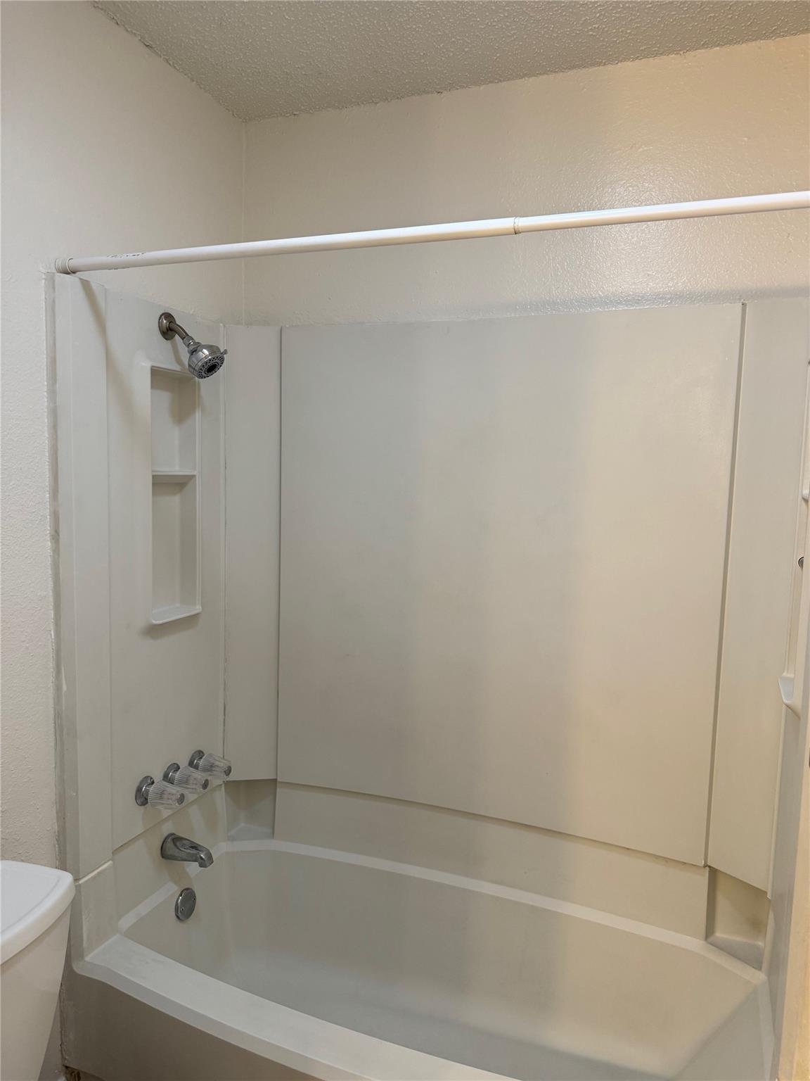 6808 Blue Dawn Trl #b Property Photo 7