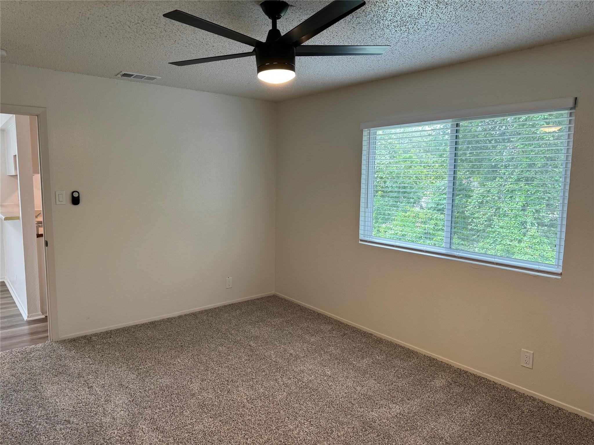 6808 Blue Dawn Trl #b Property Photo 9