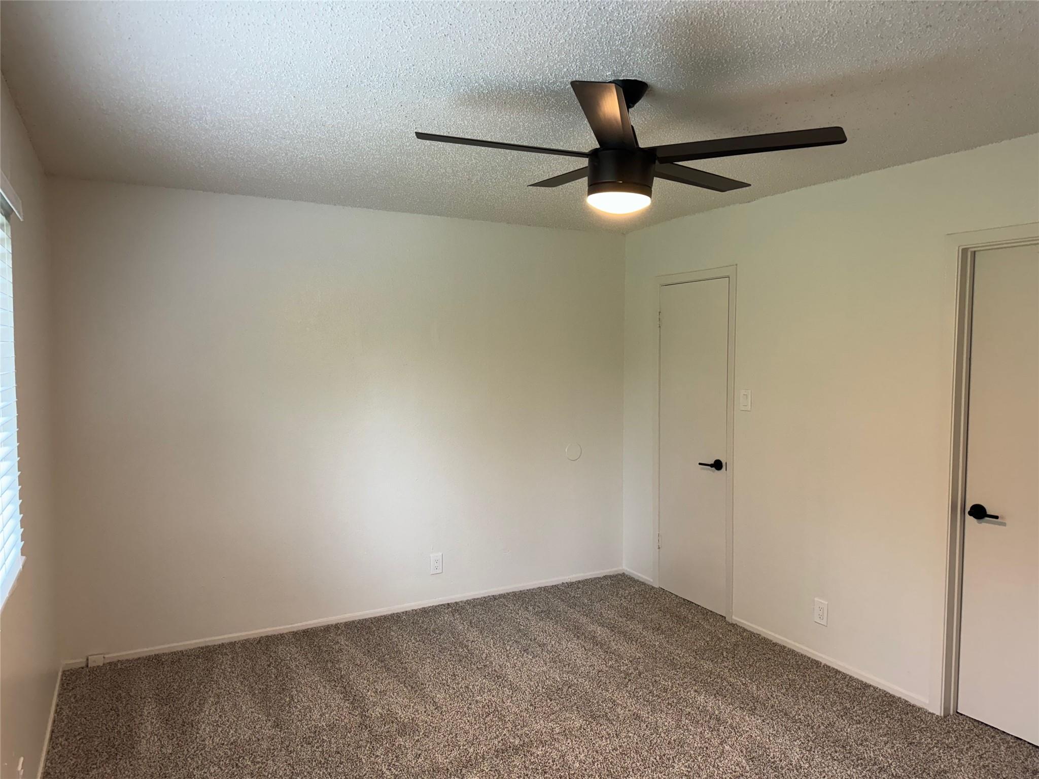 6808 Blue Dawn Trl #b Property Photo 10