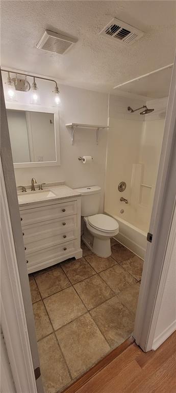3012 Whisper Oaks Ln #h Property Photo 6