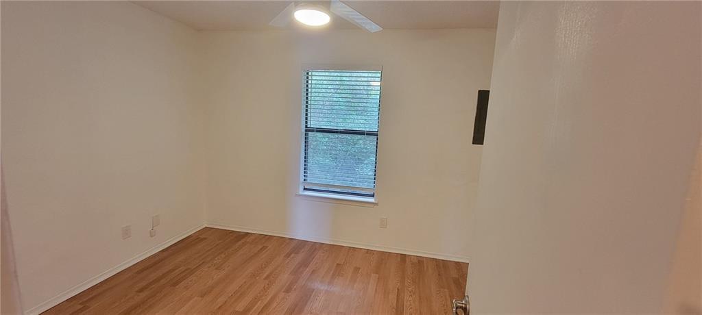 3012 Whisper Oaks Ln #h Property Photo 12