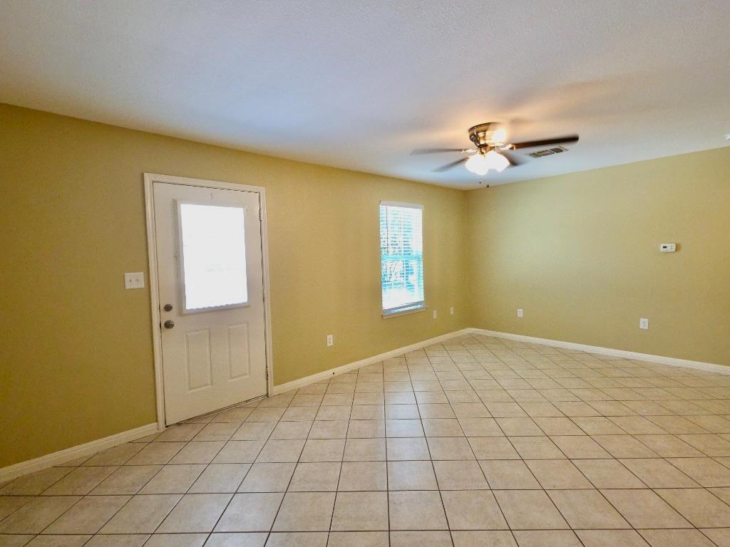 1623 Breezy Cv Property Photo 4