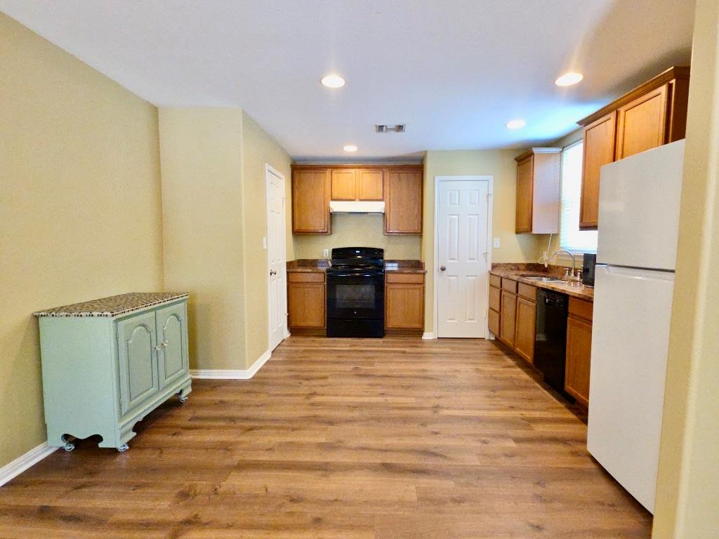 1623 Breezy Cv Property Photo 11