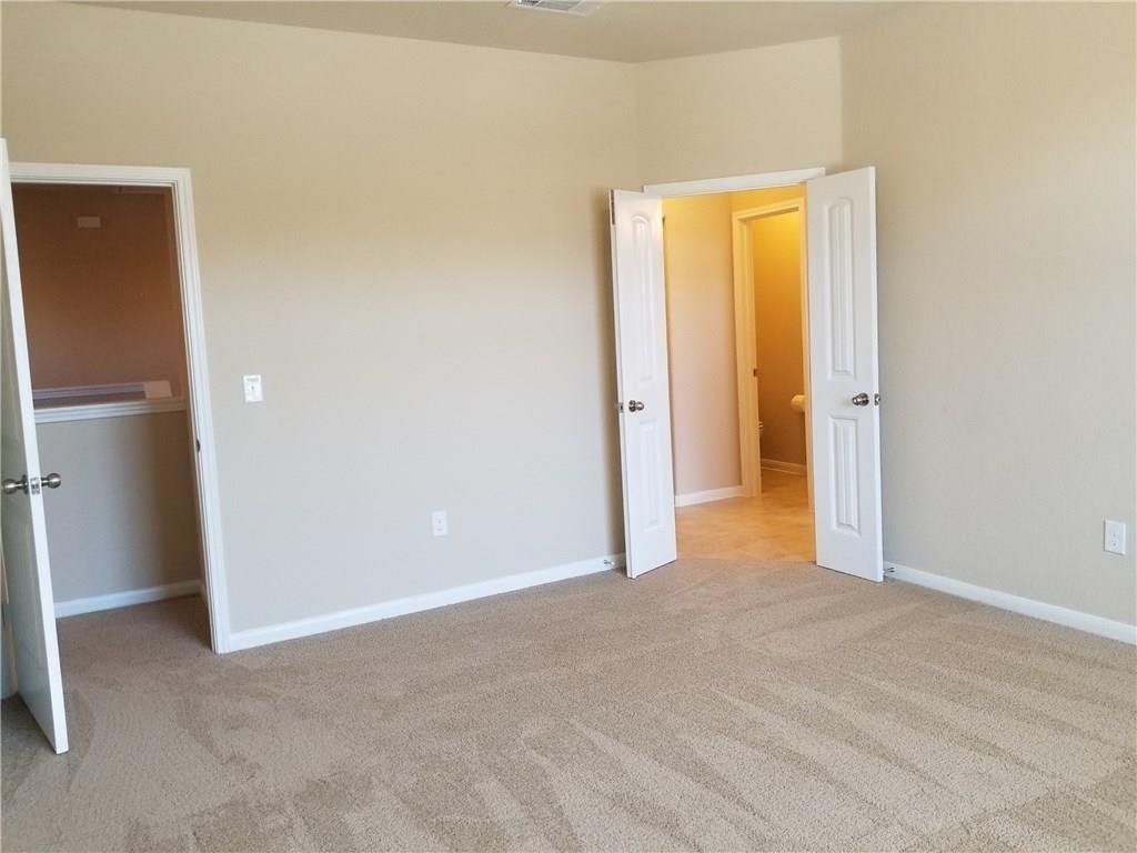 2880 Donnell Dr #103 Property Photo 11