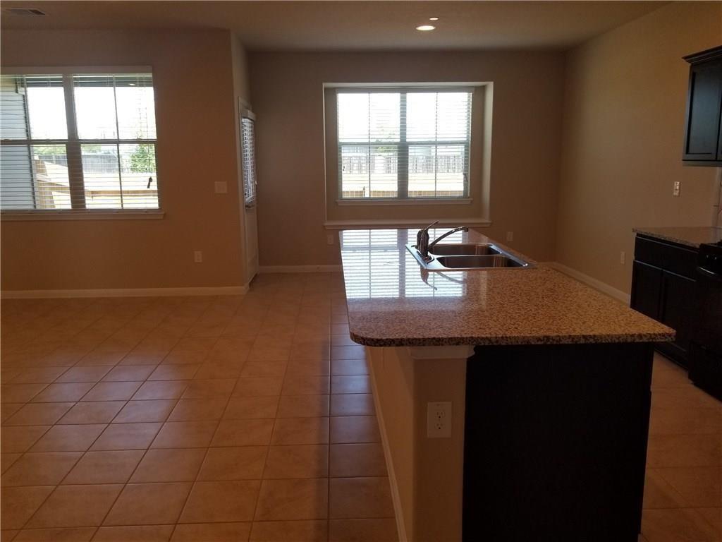2880 Donnell Dr #103 Property Photo 16