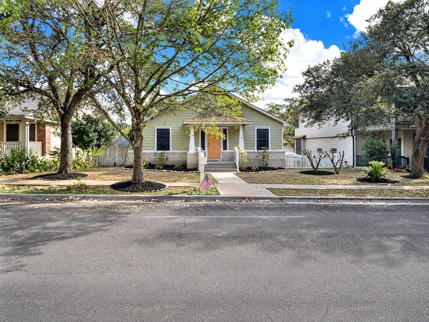 4225 Mather None Property Photo 4