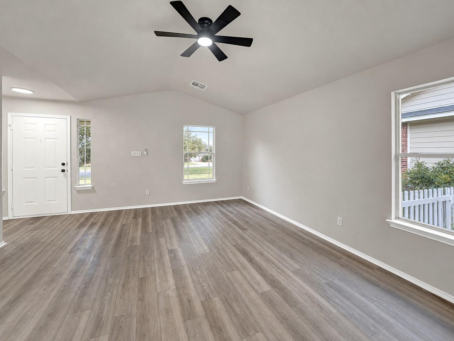 4225 Mather None Property Photo 7