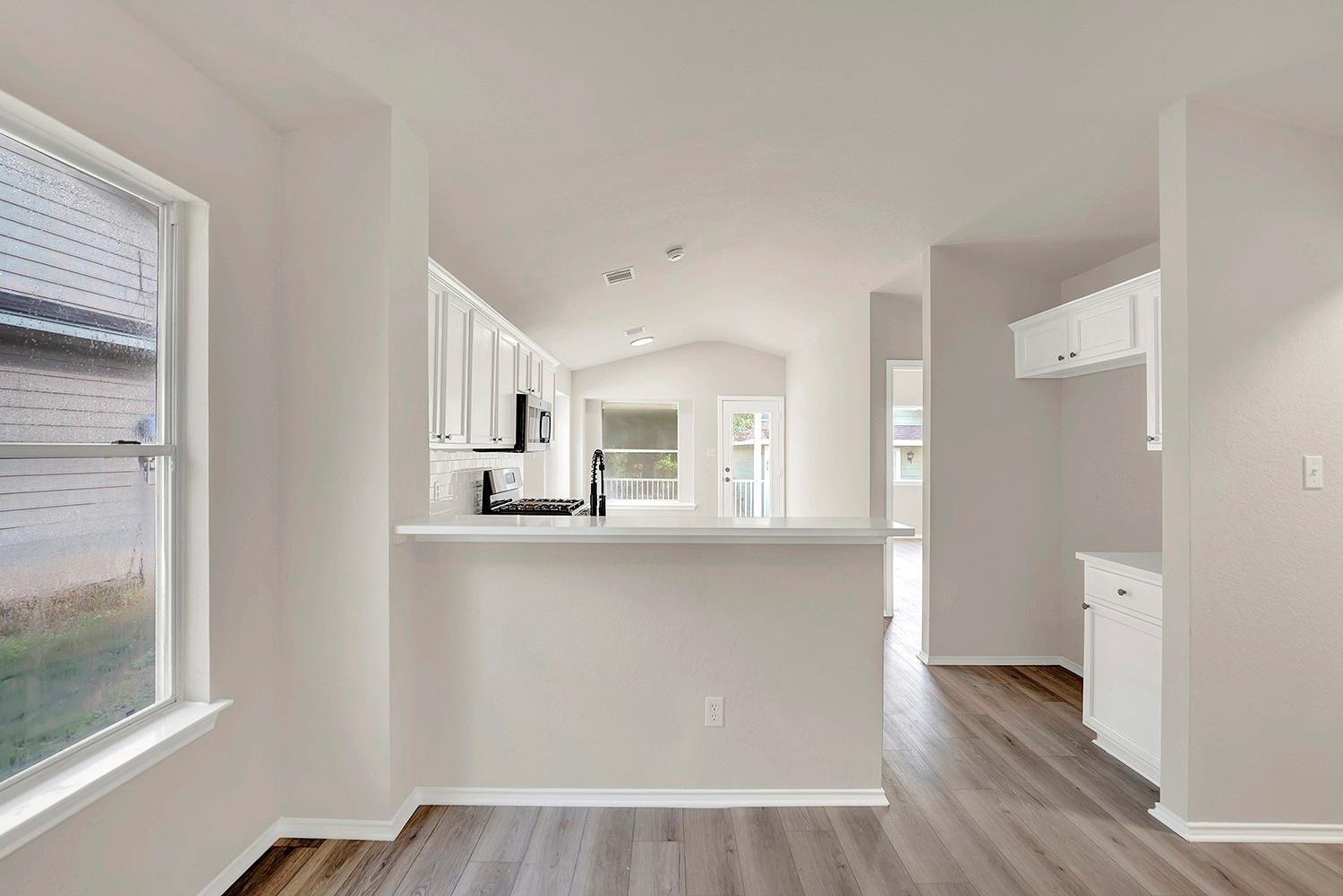 4225 Mather None Property Photo 10