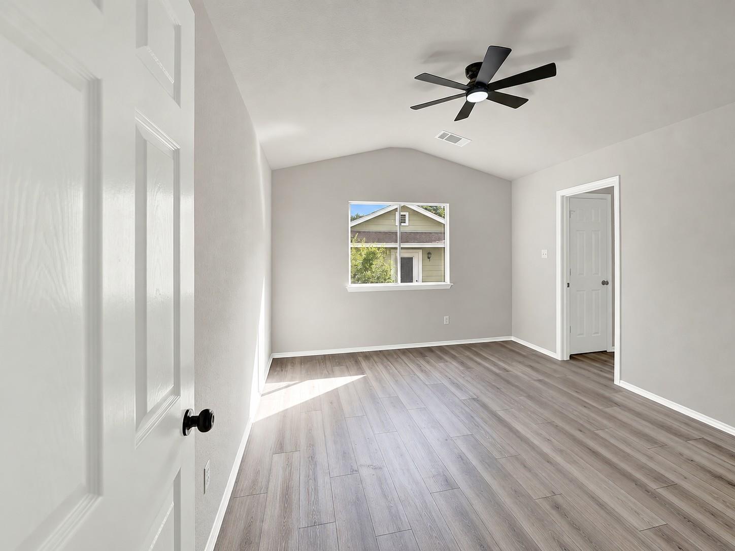 4225 Mather None Property Photo 21