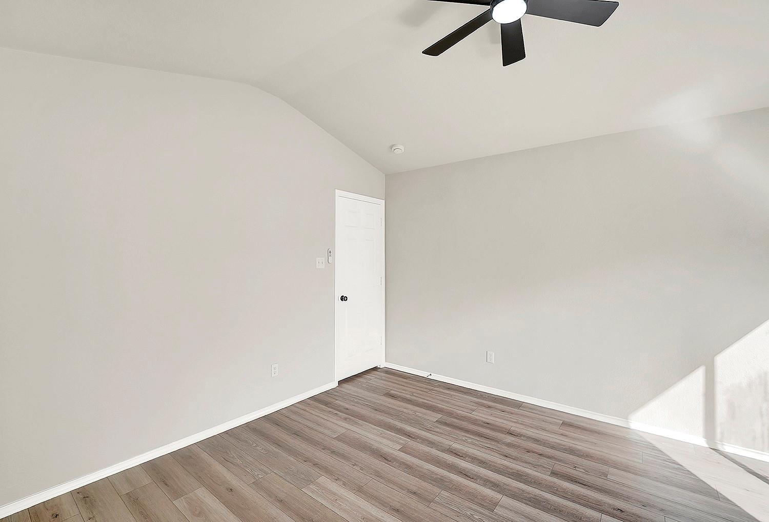 4225 Mather None Property Photo 22