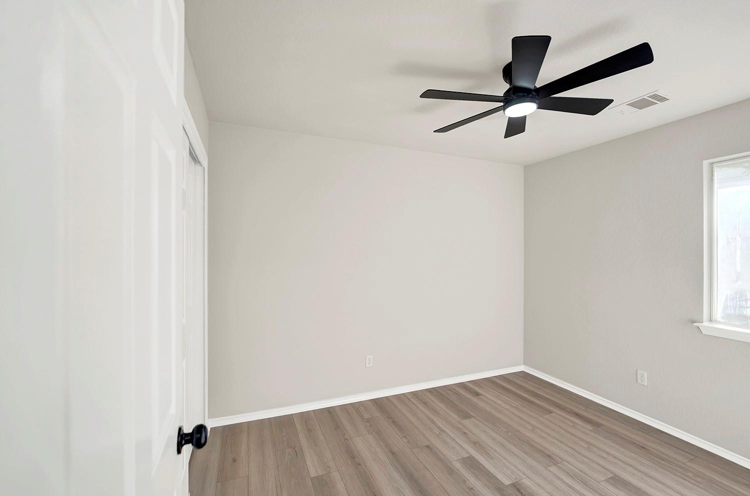 4225 Mather None Property Photo 27