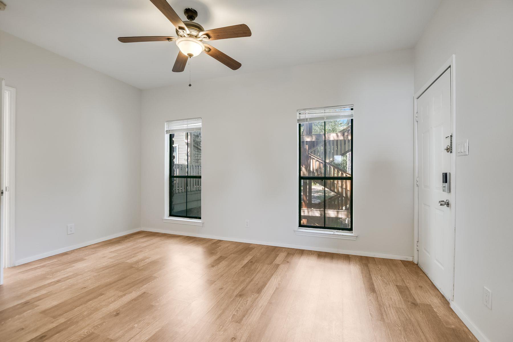 4401 Speedway None #207 Property Photo 2