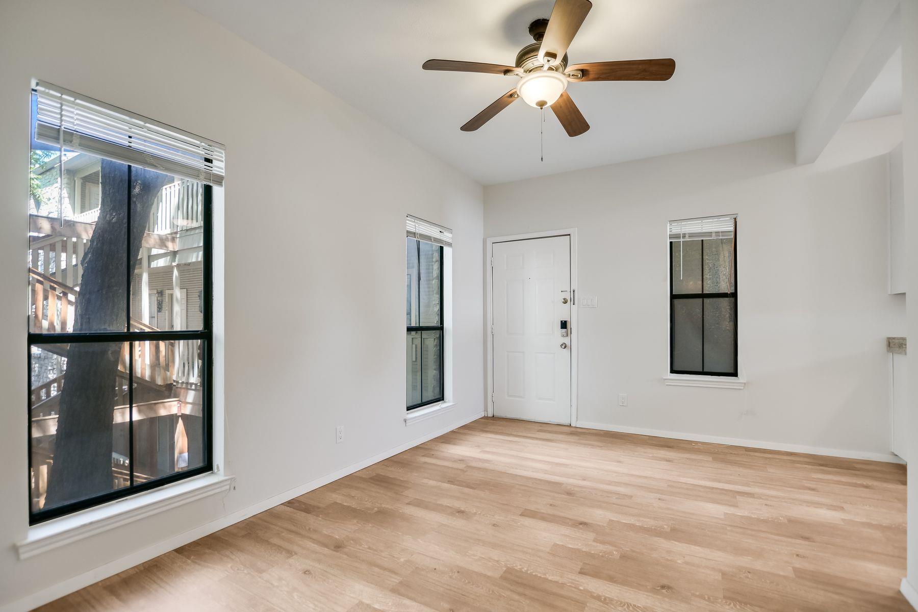 4401 Speedway None #207 Property Photo 5