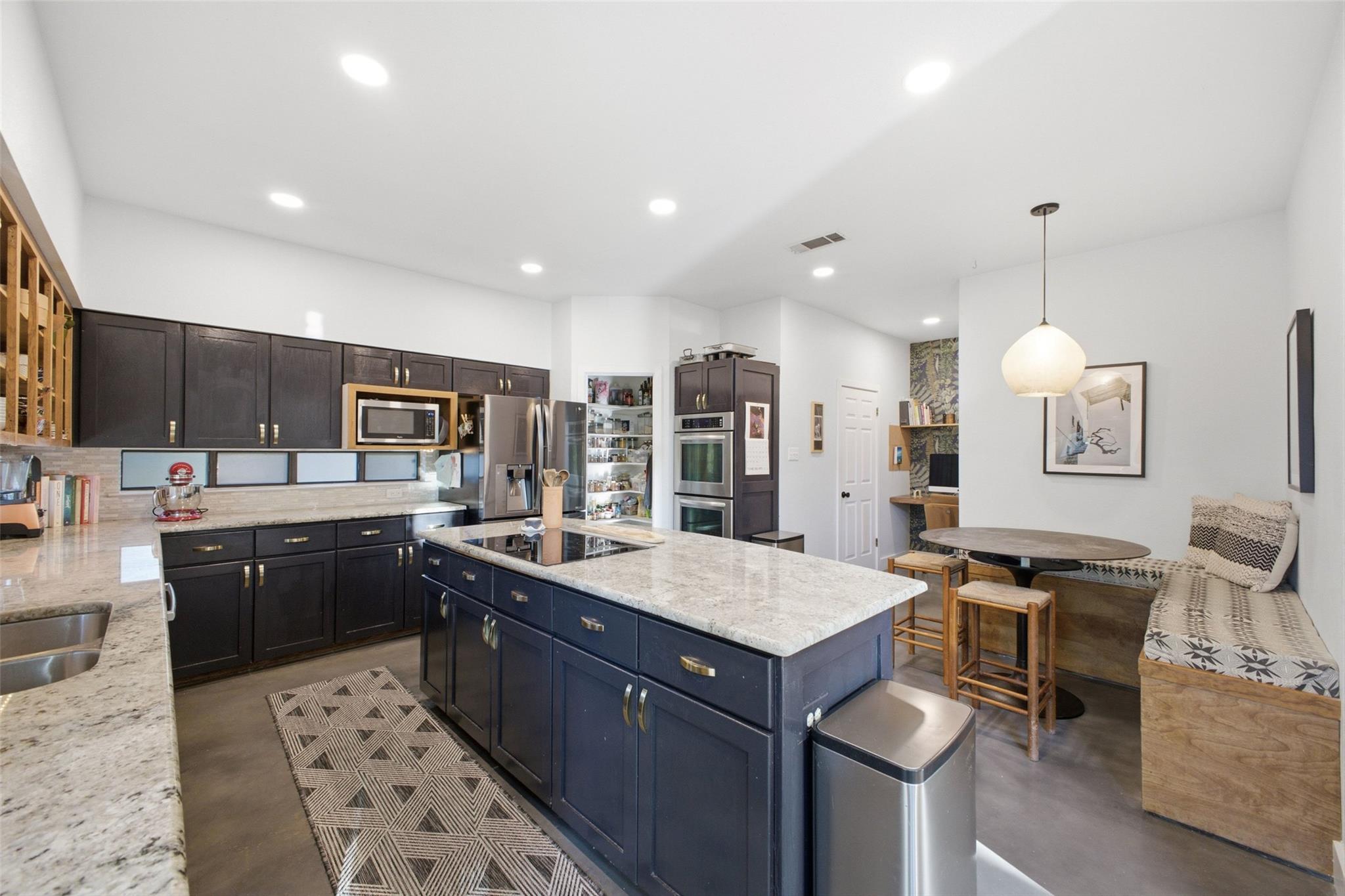 5804 Ginre Cv Property Photo 16
