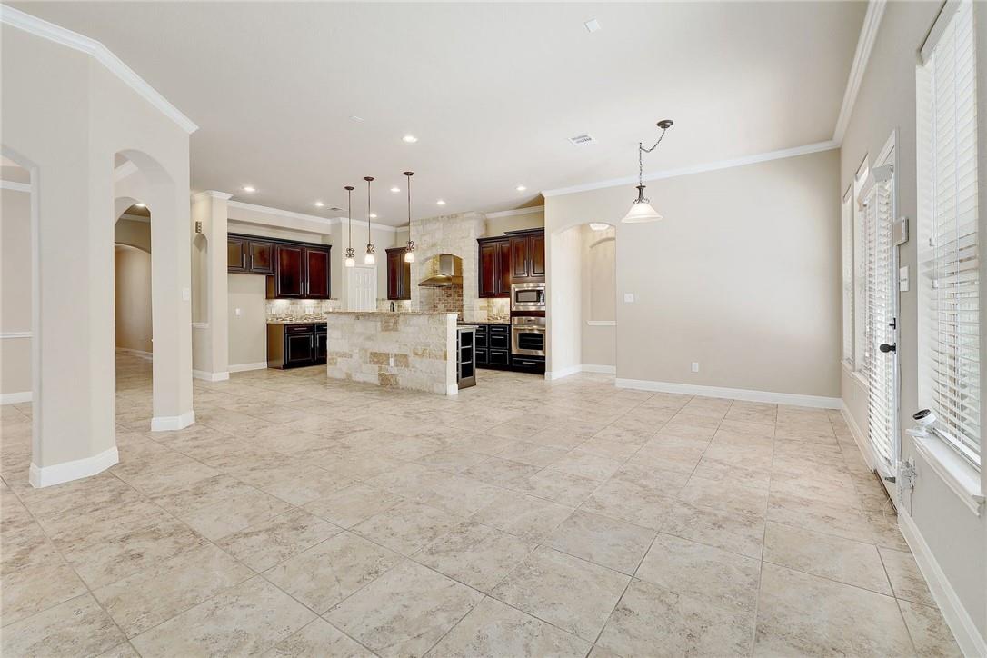 4492 Wandering Vine Trl Property Photo 3