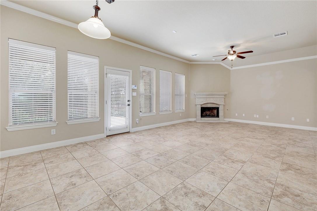 4492 Wandering Vine Trl Property Photo 9