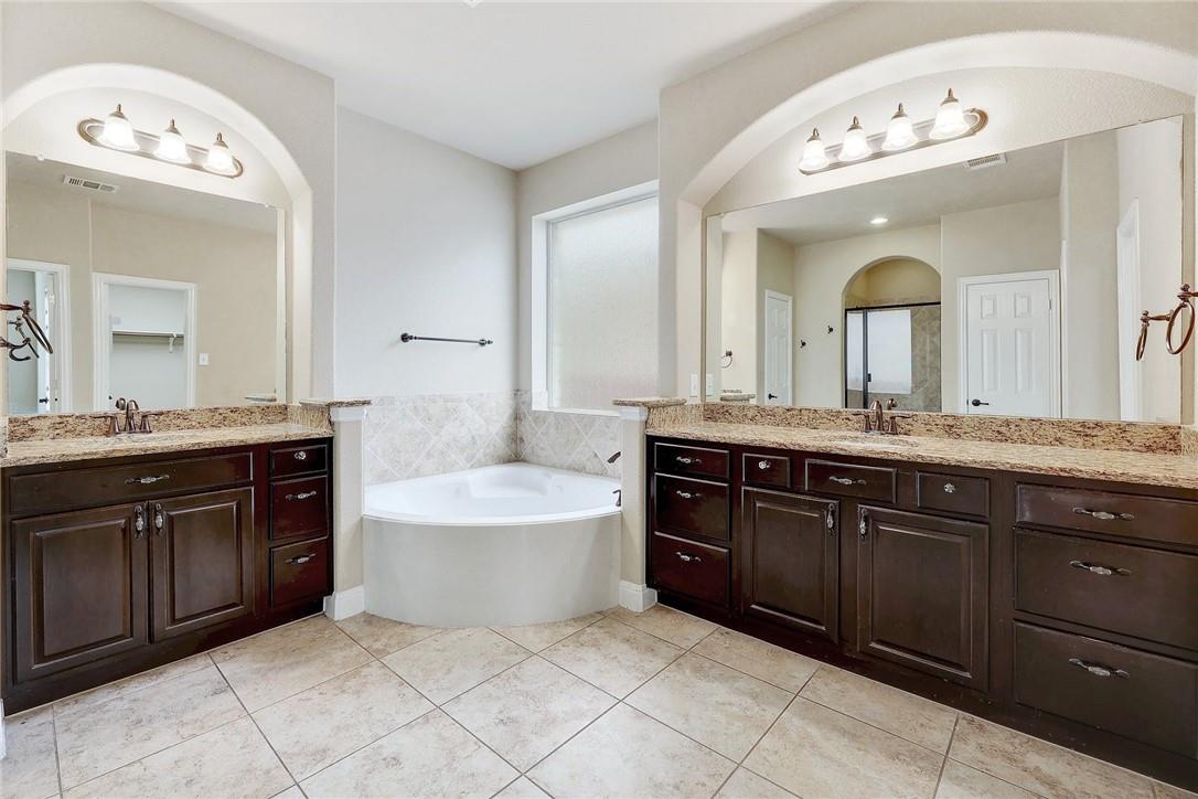 4492 Wandering Vine Trl Property Photo 21