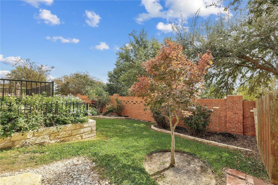 4492 Wandering Vine Trl Property Photo 31