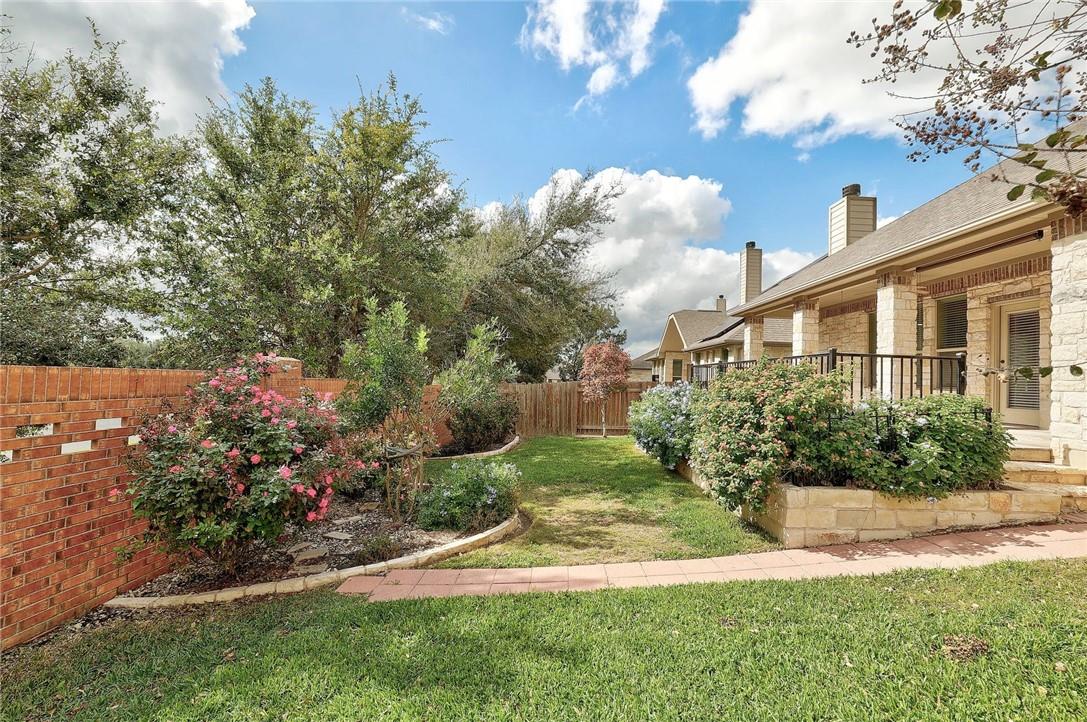 4492 Wandering Vine Trl Property Photo 32