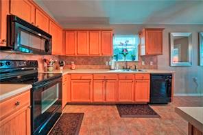 9009 Sun Shower Bnd Property Photo 7