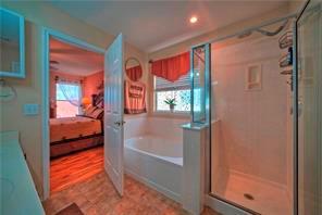 9009 Sun Shower Bnd Property Photo 9