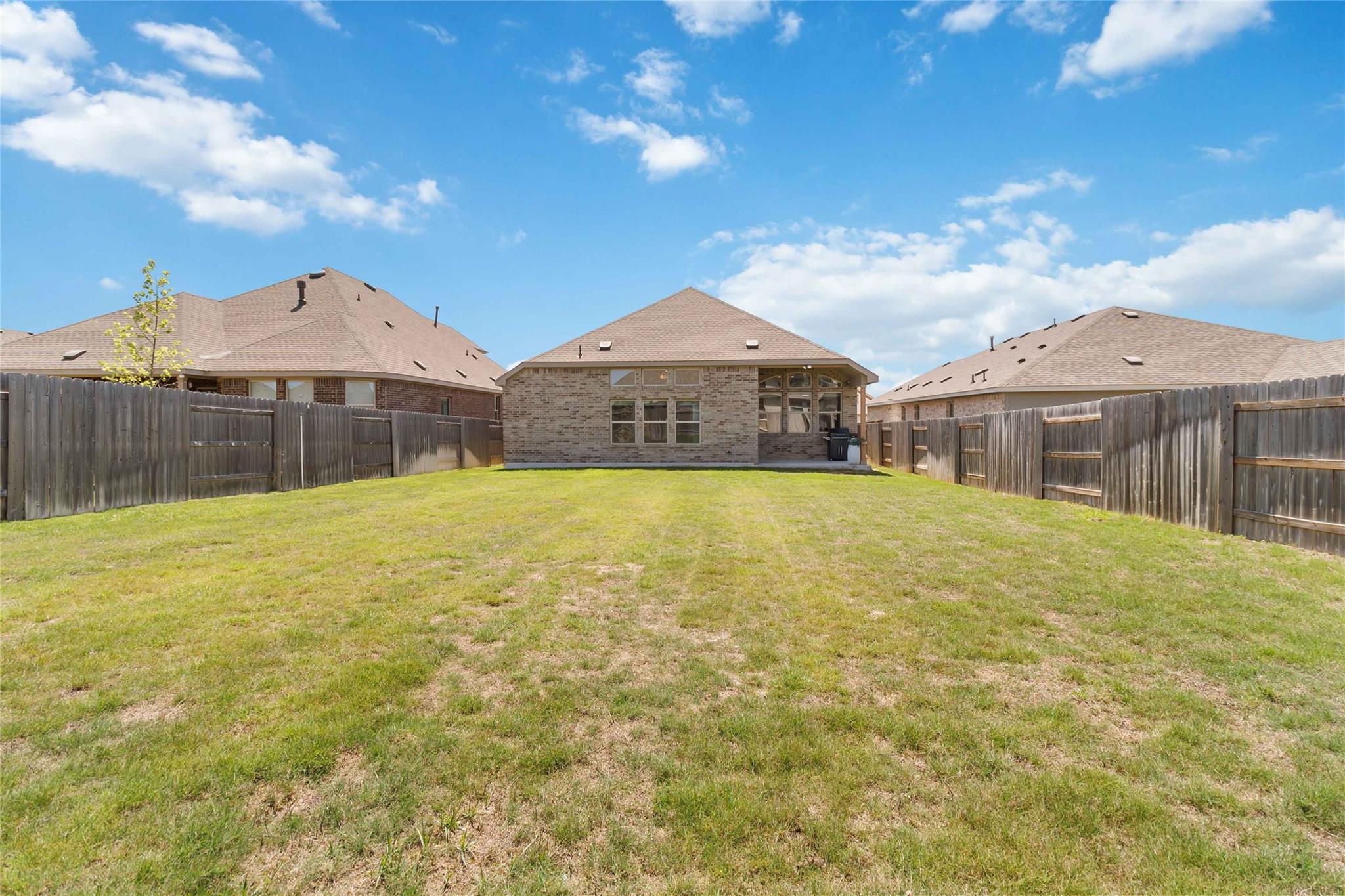 126 Smokebush Trl Property Photo 28