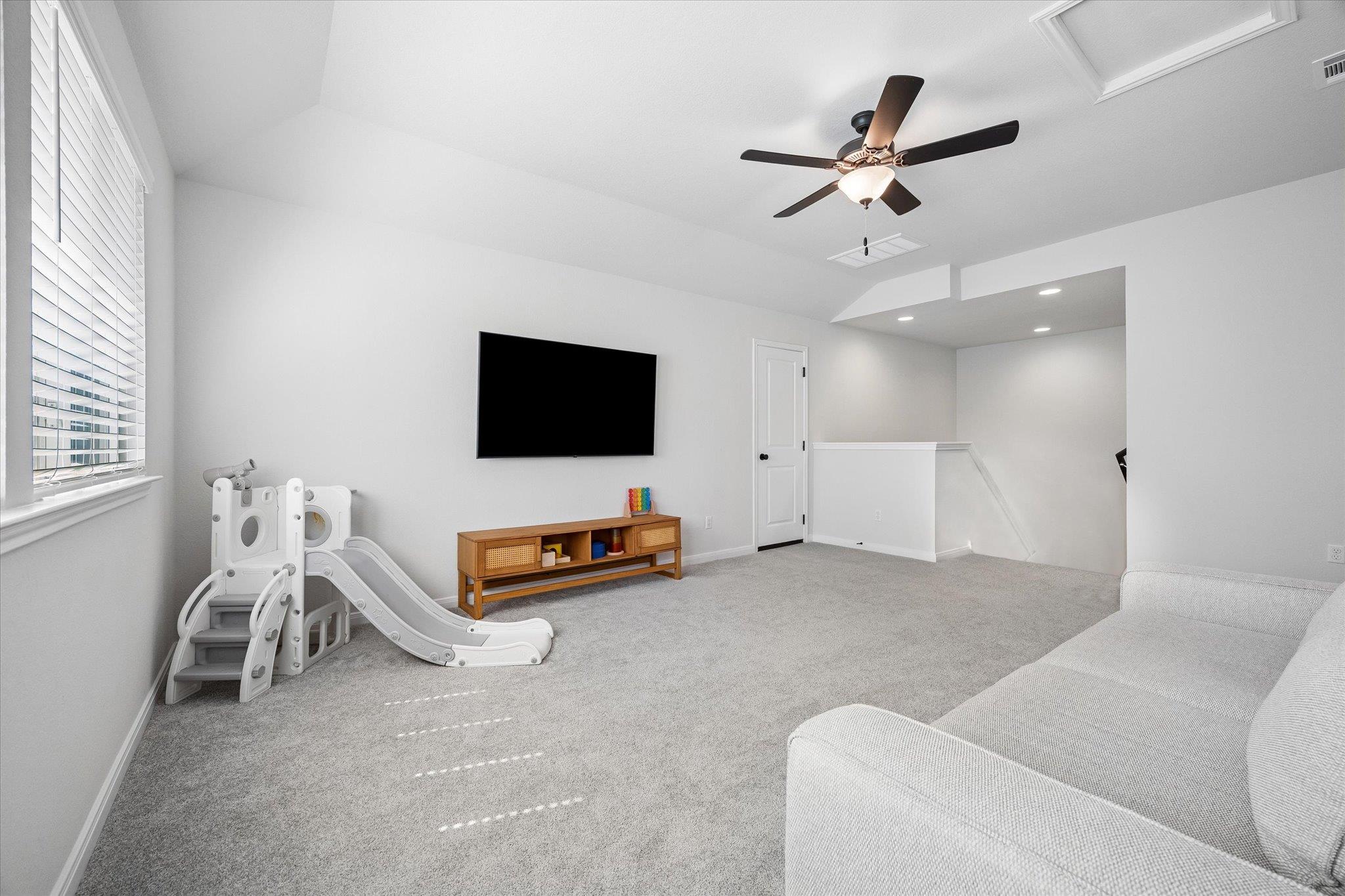 124 Peach Flat Ct Property Photo 18