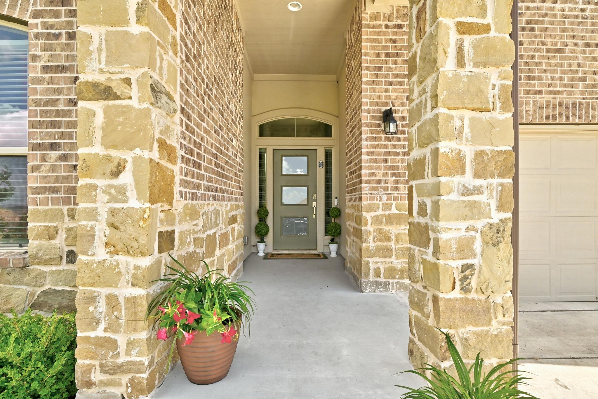 16705 Marcello Dr Property Photo 3