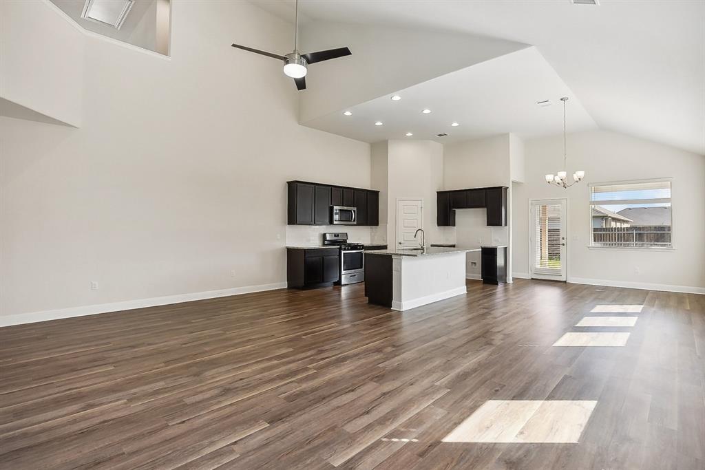 16705 Marcello Dr Property Photo 6