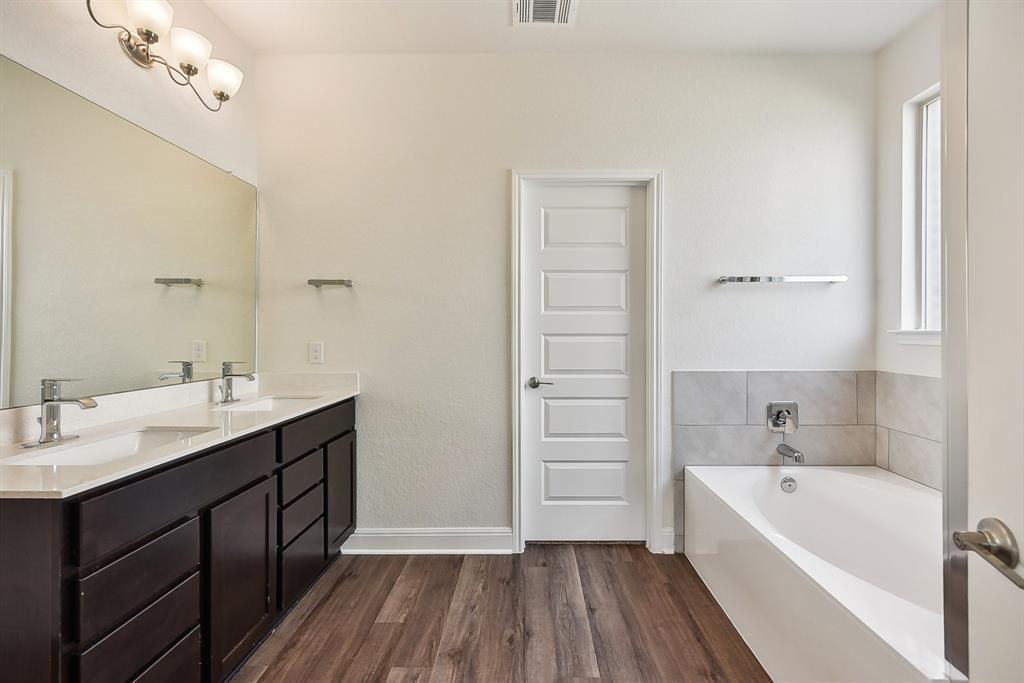 16705 Marcello Dr Property Photo 11