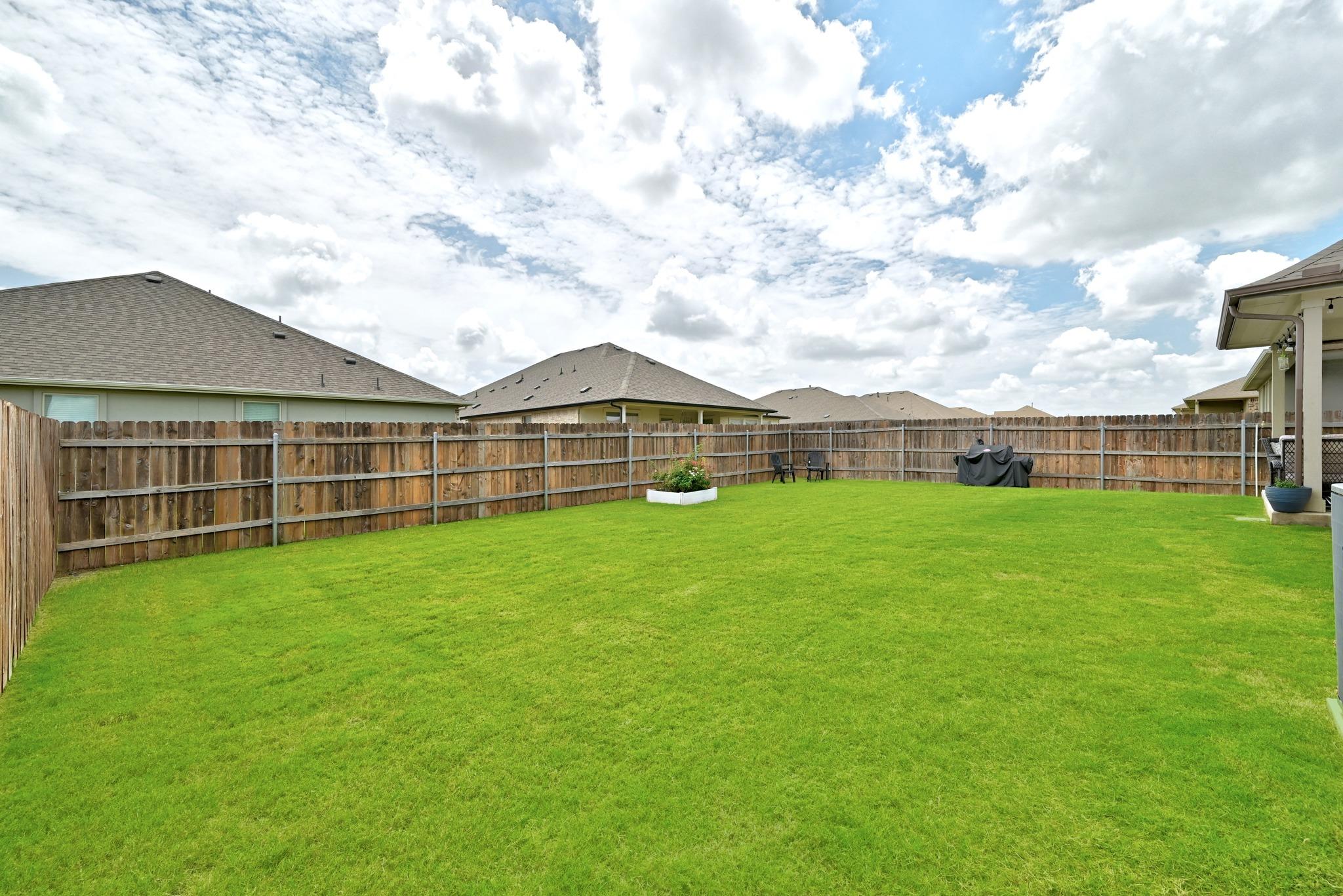 16705 Marcello Dr Property Photo 25