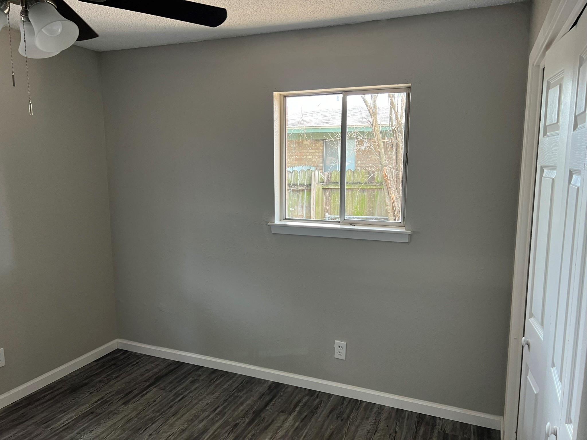 8902 Little Walnut Pkwy #a Property Photo 11