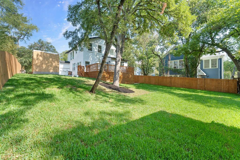 3301 Duval St Property Photo 3