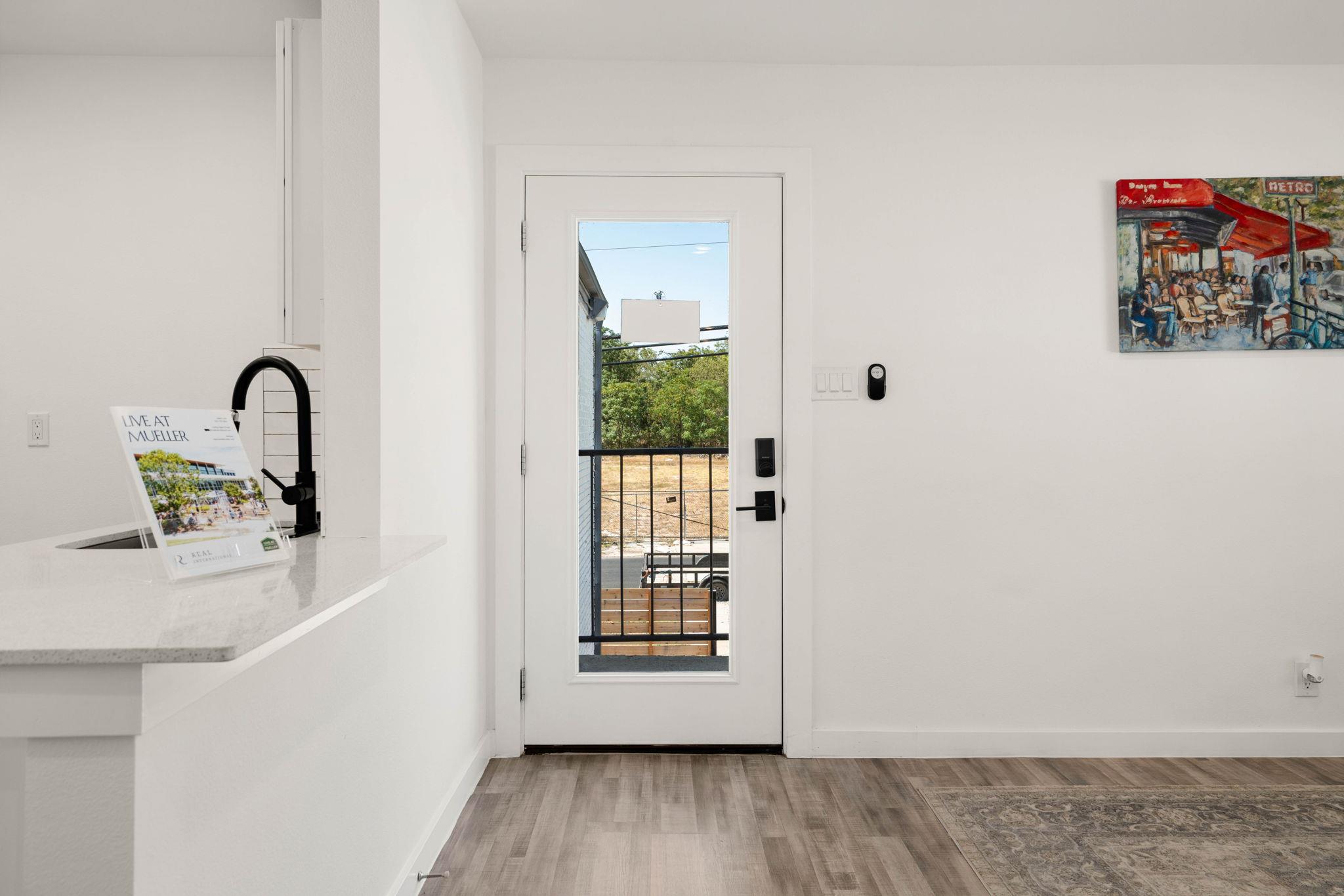 1200 E 52nd St #209 Property Photo 7